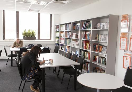 EC London Library